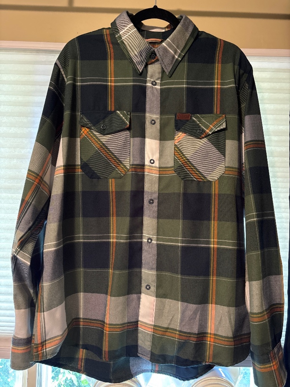 Dixxon branded flannel XL - “The Adventurist